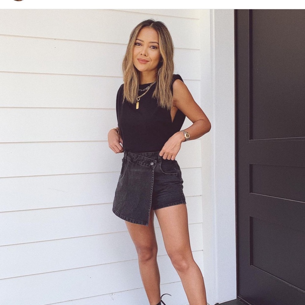 Zara Skort Size Small